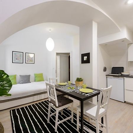 Apartments Vega Любляна Екстериор снимка