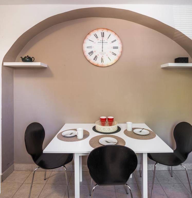 Apartments Vega Любляна Стая снимка