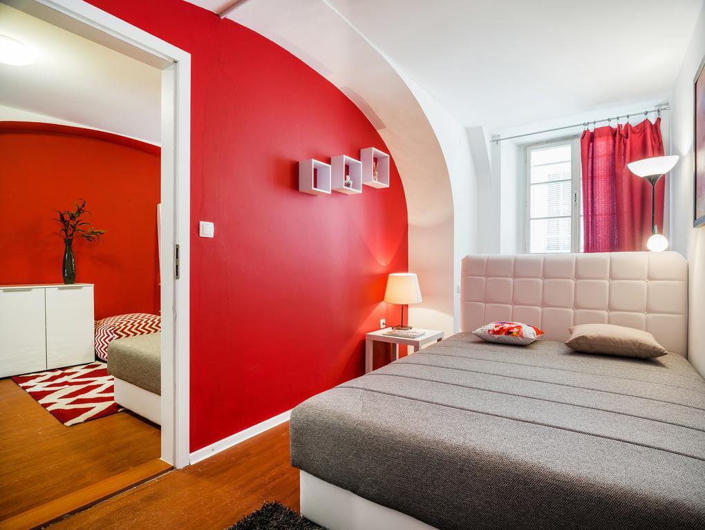 Apartments Vega Любляна Стая снимка