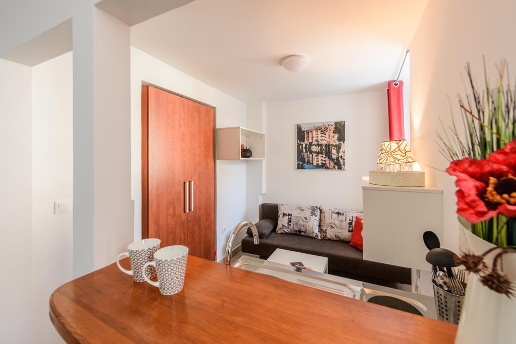 Apartments Vega Любляна Екстериор снимка