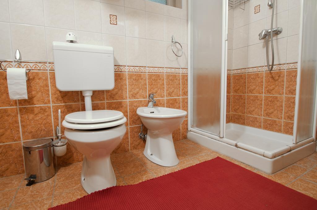 Apartments Vega Любляна Стая снимка
