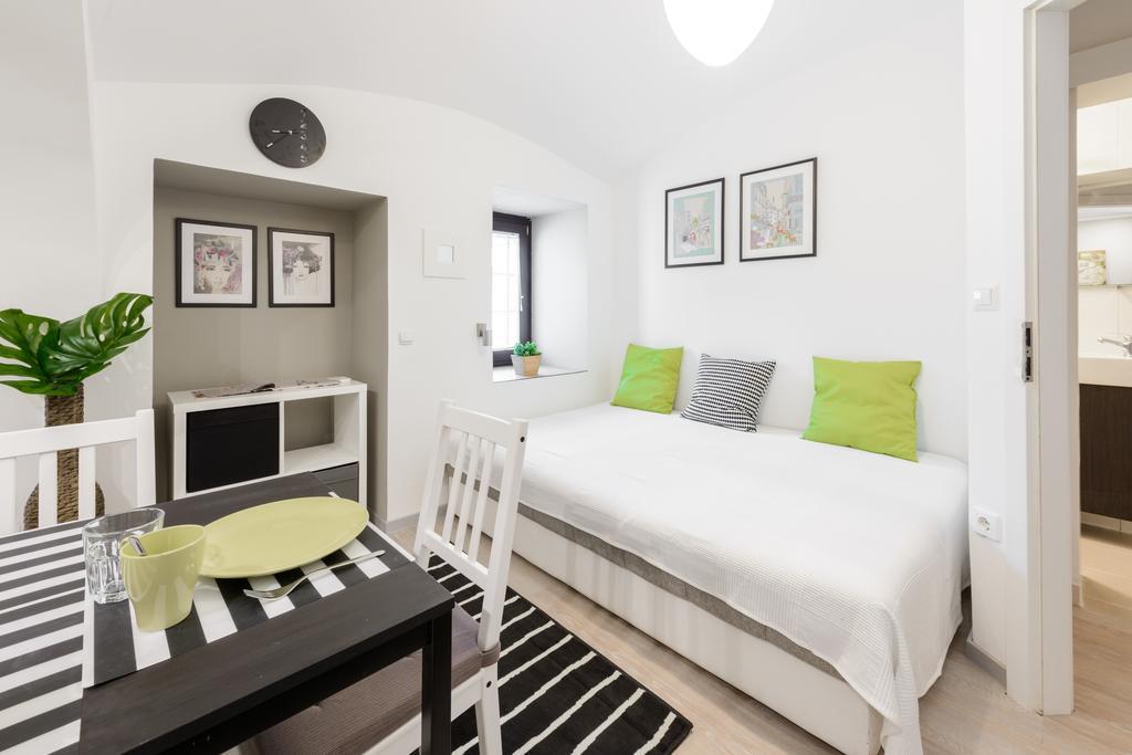 Apartments Vega Любляна Екстериор снимка